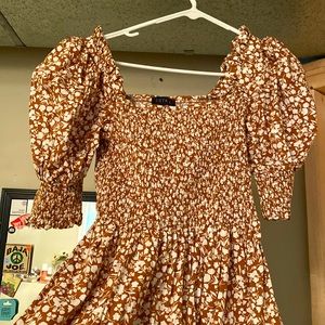 Super cute short detailed dress